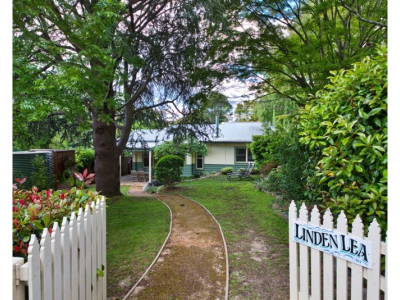 3 Carrington Avenue, Mount Victoria NSW 2786