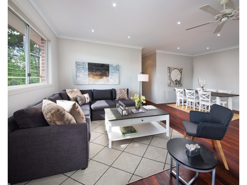 10 Thorpe Street, Katoomba NSW 2780