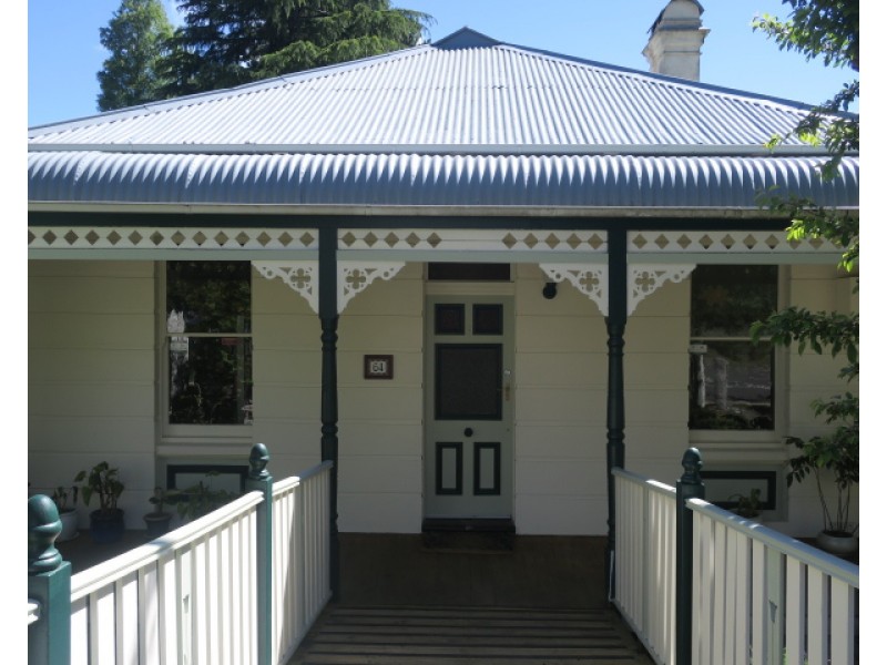 64 Govetts Leap Road, Blackheath NSW 2785