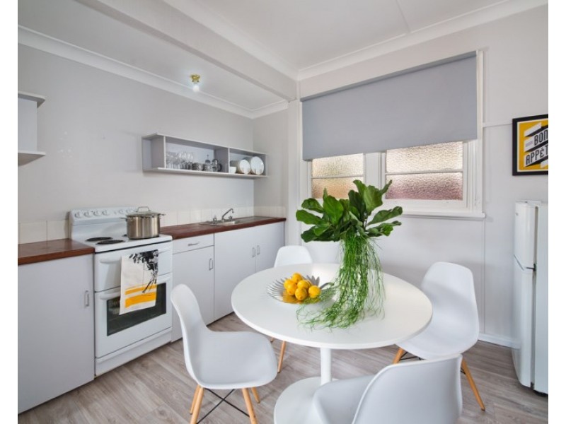 1/24 Lakeview Avenue, Blackheath NSW 2785