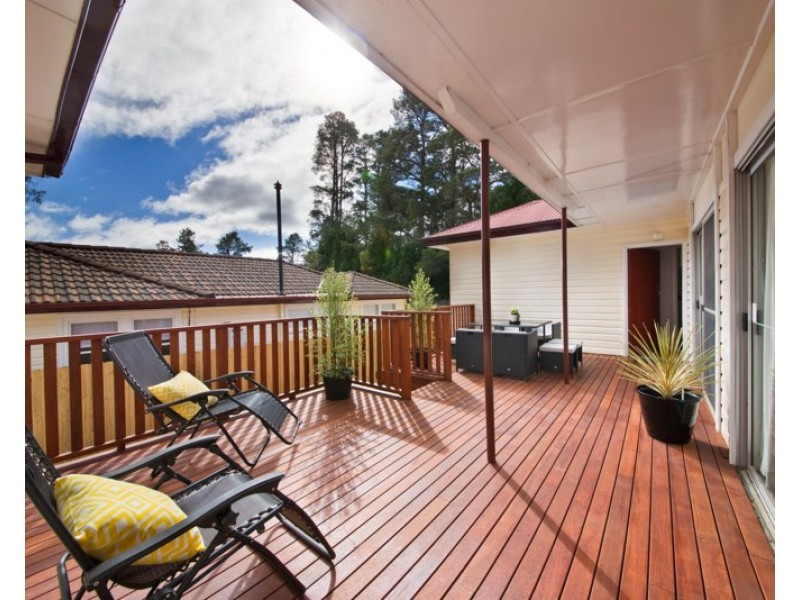 1/24 Lakeview Avenue, Blackheath NSW 2785