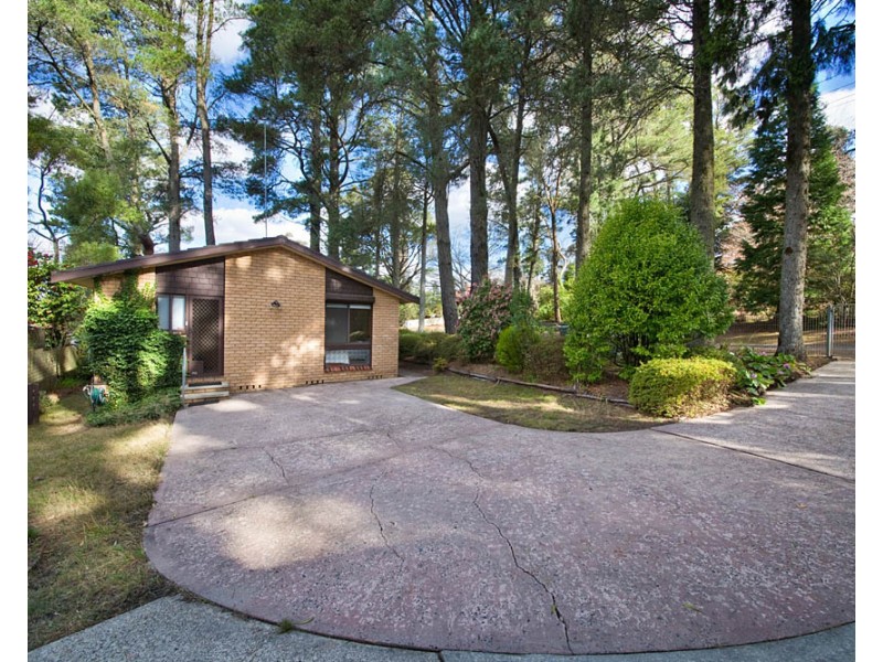 42 Cross Street, Blackheath NSW 2785