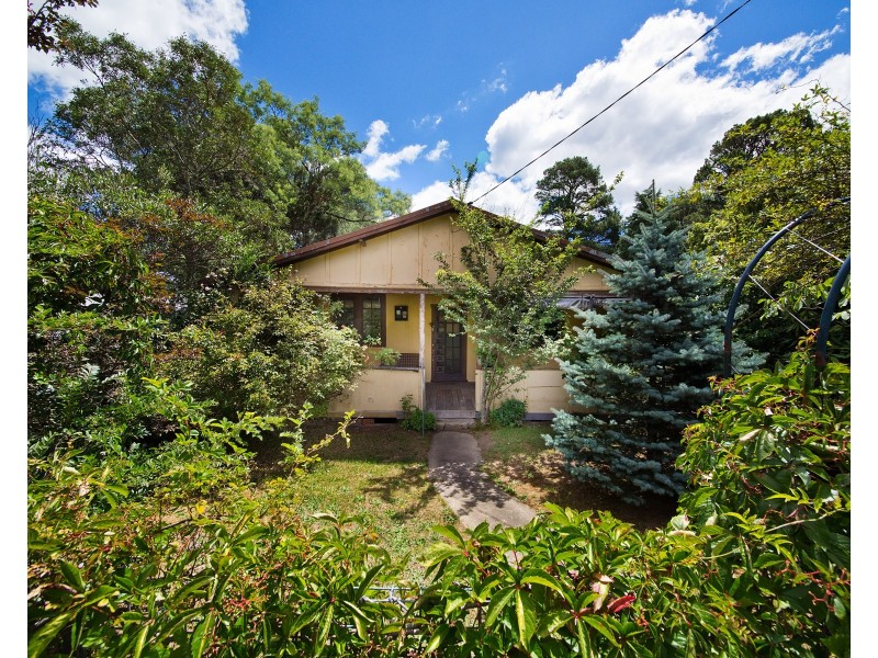 10 Eveleigh Avenue, Blackheath NSW 2785