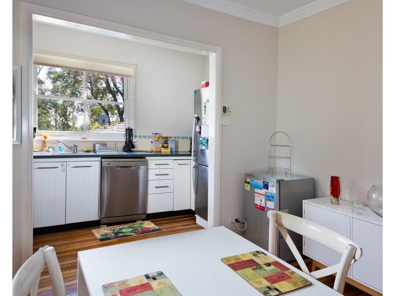 18 Jersey Parade, Mount Victoria NSW 2786