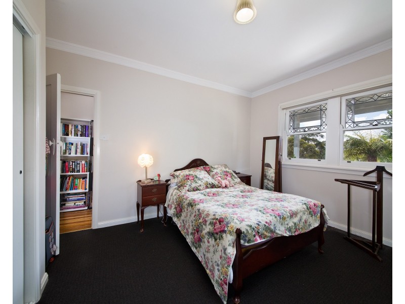 18 Jersey Parade, Mount Victoria NSW 2786