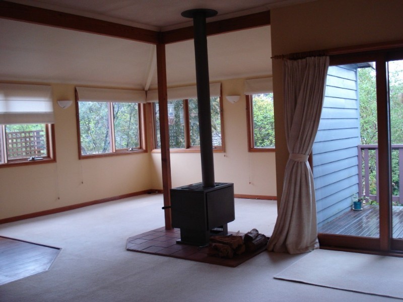 21 Clyde Avenue, Blackheath NSW 2785