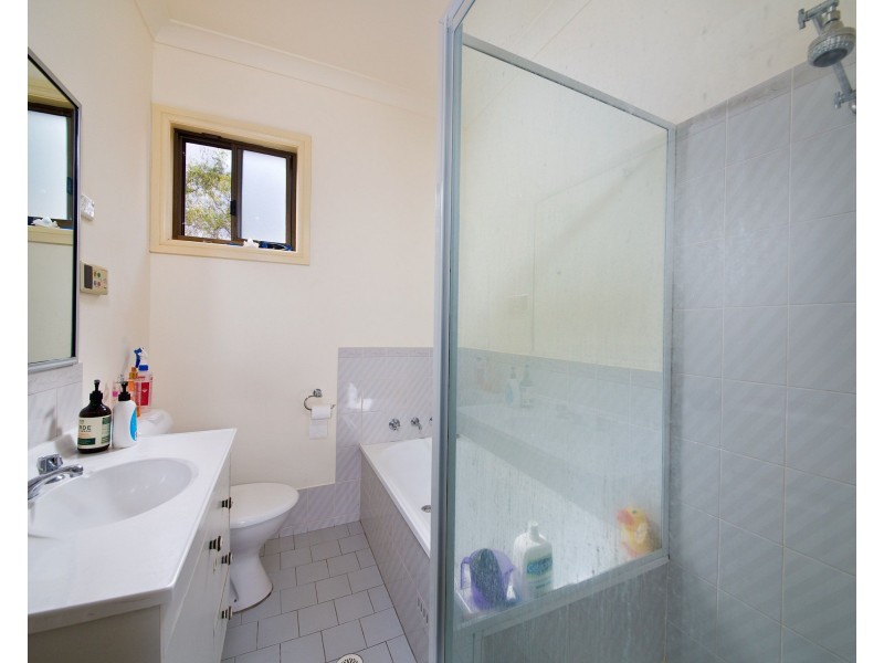 8 Denman Parade, Leura NSW 2780