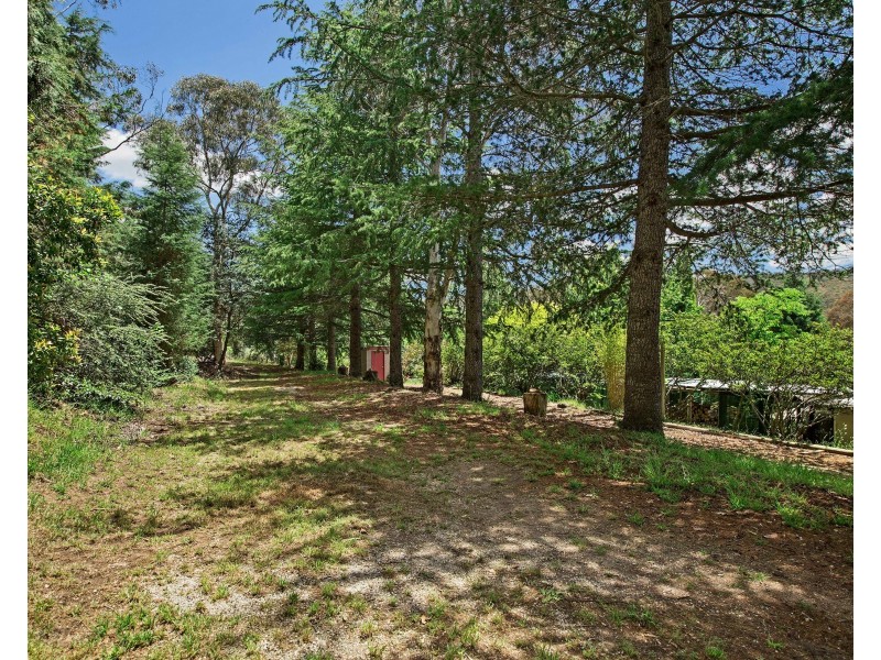 1 Hughes Lane, Marrangaroo NSW 2790