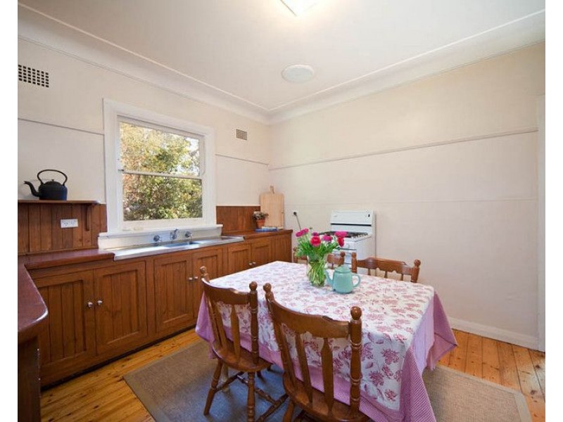 52 Prince Edward Street, Blackheath NSW 2785