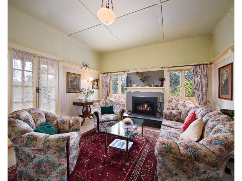 11 Brightlands Avenue, Blackheath NSW 2785