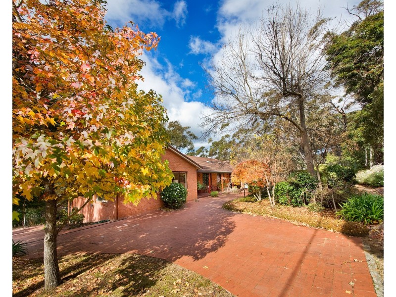 15-17 Salisbury Avenue, Mount Victoria NSW 2786
