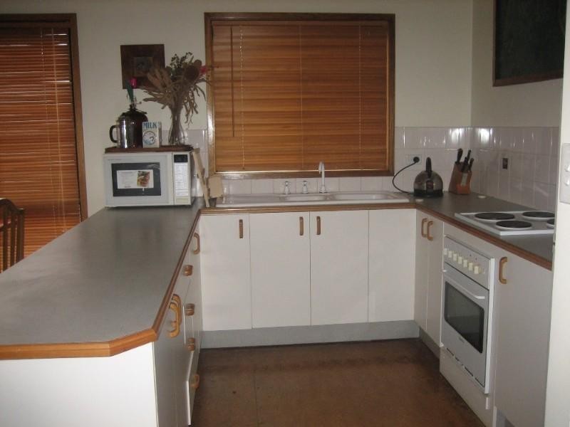 8 Innes Road, Mount Victoria NSW 2786