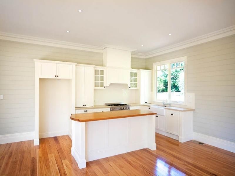 2 Jubilee Avenue, Blackheath NSW 2785