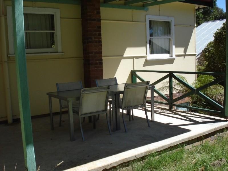 6 Mel Avenue, Blackheath NSW 2785