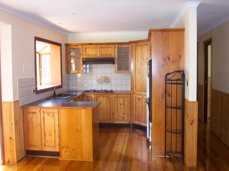 37 St Andrews Avenue, Blackheath NSW 2785