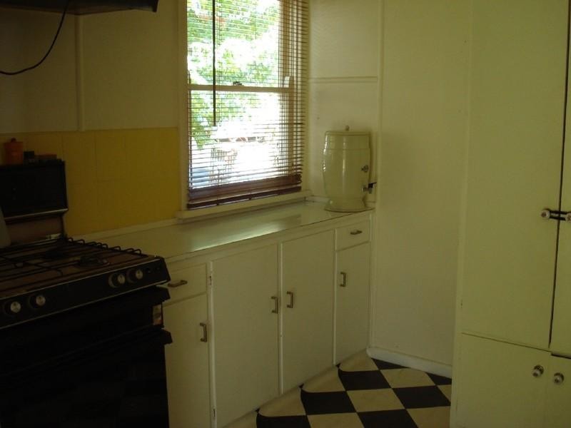 6 Mel Avenue, Blackheath NSW 2785