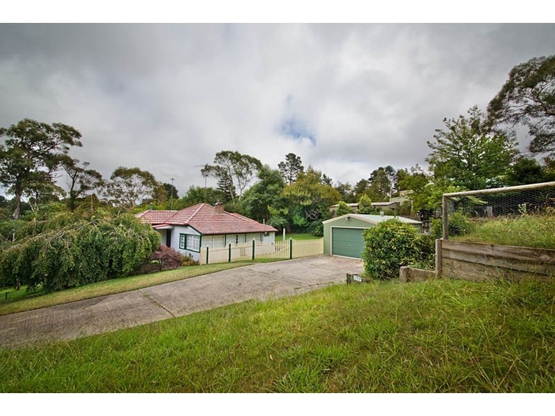 1-3 Thirroul Avenue, Blackheath NSW 2785