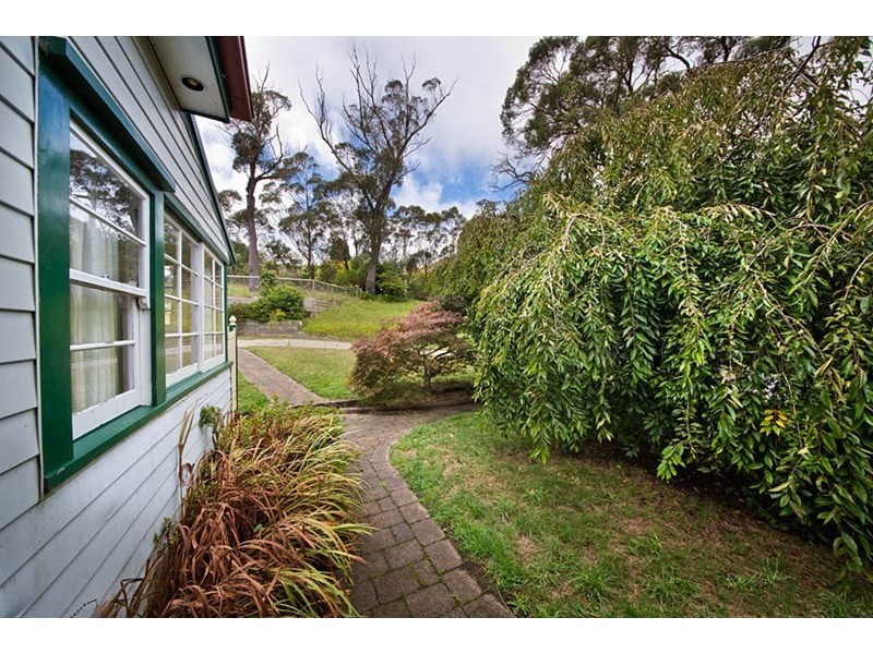 1-3 Thirroul Avenue, Blackheath NSW 2785