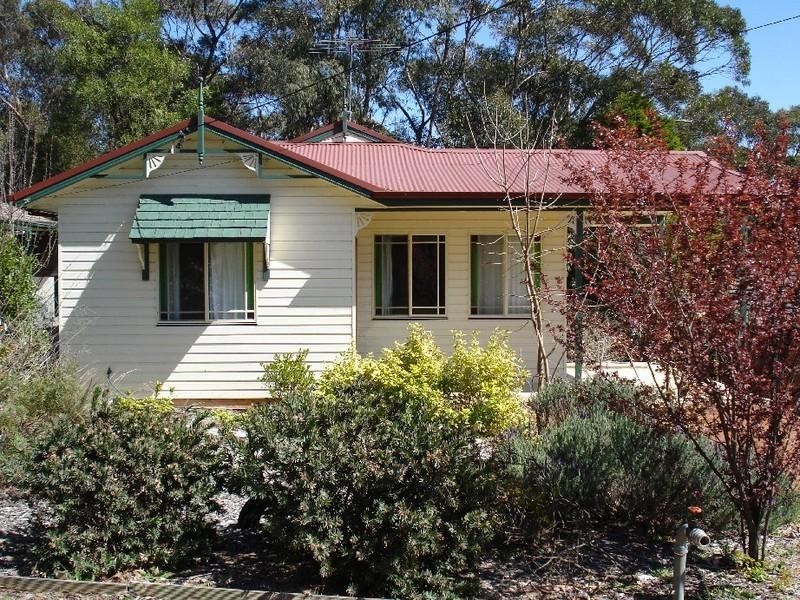 24 St Andrews Ave,, Blackheath NSW 2785