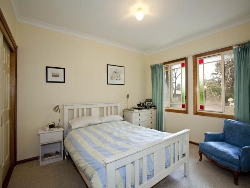 24 St Andrews Ave,, Blackheath NSW 2785