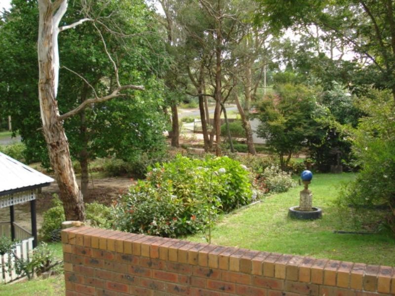 11 Valley View Road, Blackheath NSW 2785