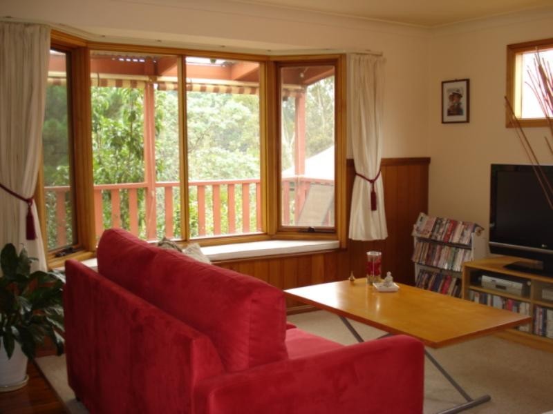 26 Eveleigh Ave,, Blackheath NSW 2785