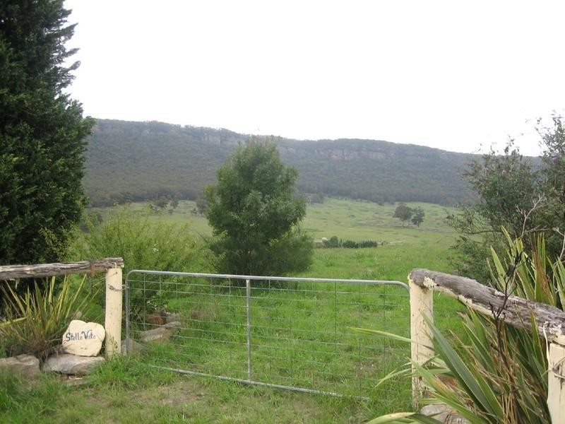 10 Dicker Drive, Little Hartley NSW 2790