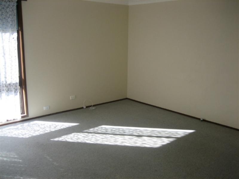 9 McLaren Crescent, Blackheath NSW 2785