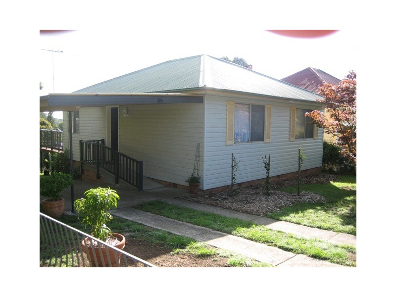 86 Govetts Leap Road, Blackheath NSW 2785