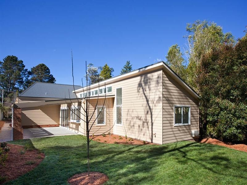 9 Heath Street, Blackheath NSW 2785