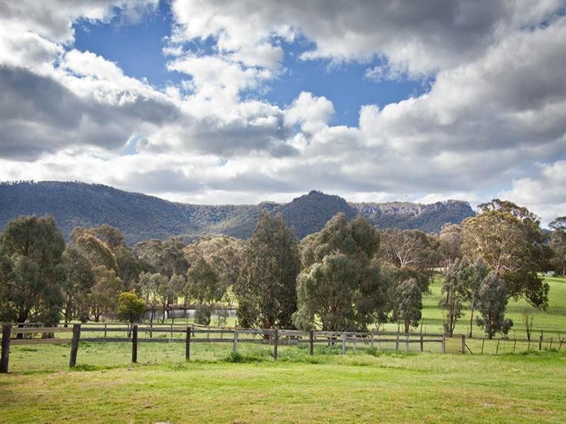 155 Blackmans Creek Road, Hartley NSW 2790