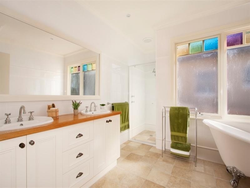 115 Blaxland Road, Wentworth Falls NSW 2782