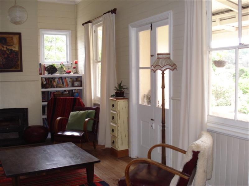 25 Clyde Avenue, Blackheath NSW 2785