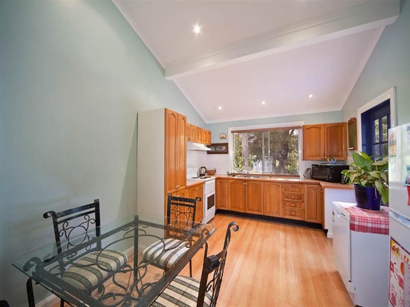 10 Row Street, Blackheath NSW 2785