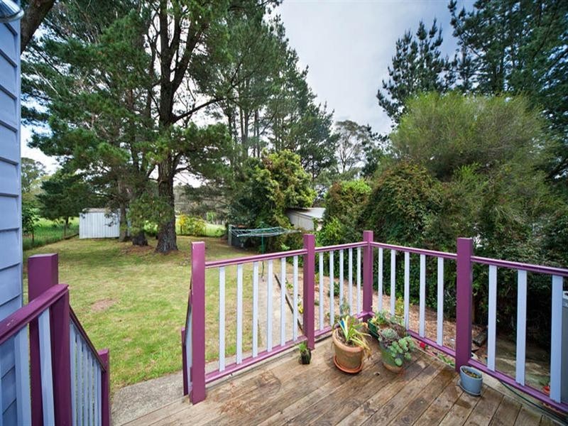 10 Row Street, Blackheath NSW 2785