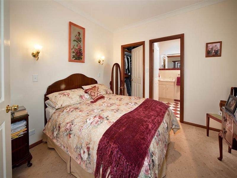 42 Prince Edward Street, Blackheath NSW 2785