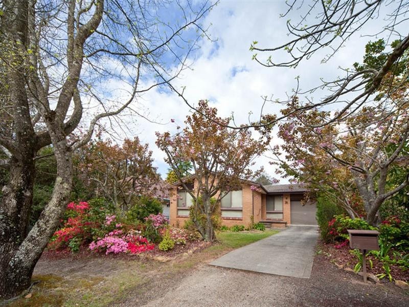 25 Belvidere Ave,, Blackheath NSW 2785