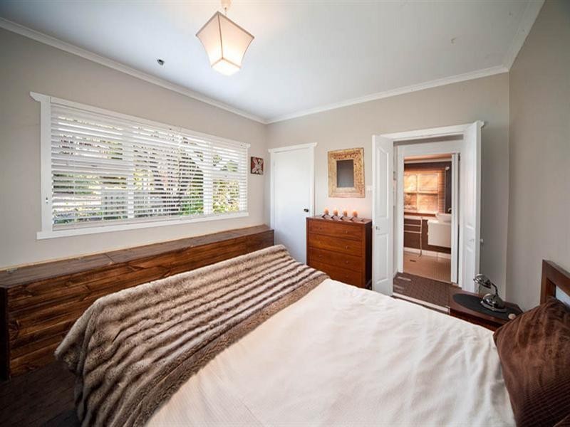 23 Neate Avenue, Blackheath NSW 2785