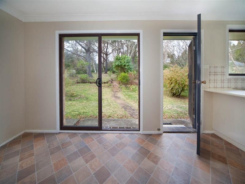 24 Blackheath Street, Leura NSW 2780