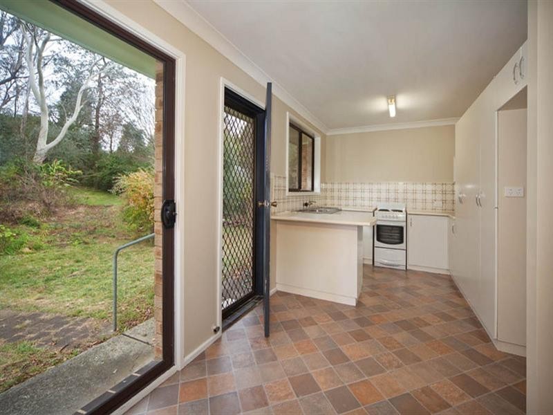 24 Blackheath Street, Leura NSW 2780