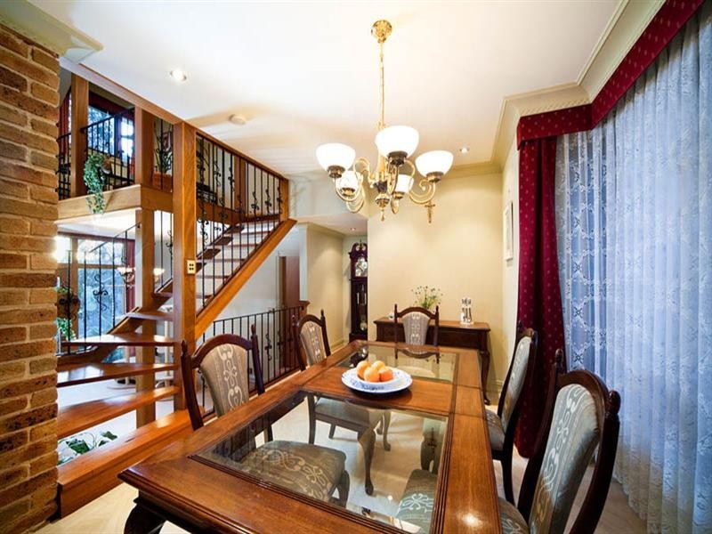 16 Lamartine Avenue, Wentworth Falls NSW 2782