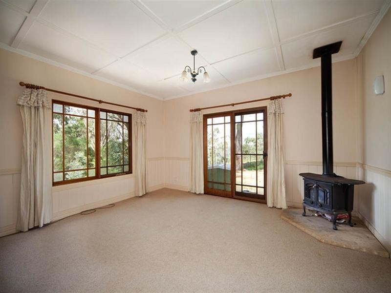 45 Lawson View Parade, Wentworth Falls NSW 2782