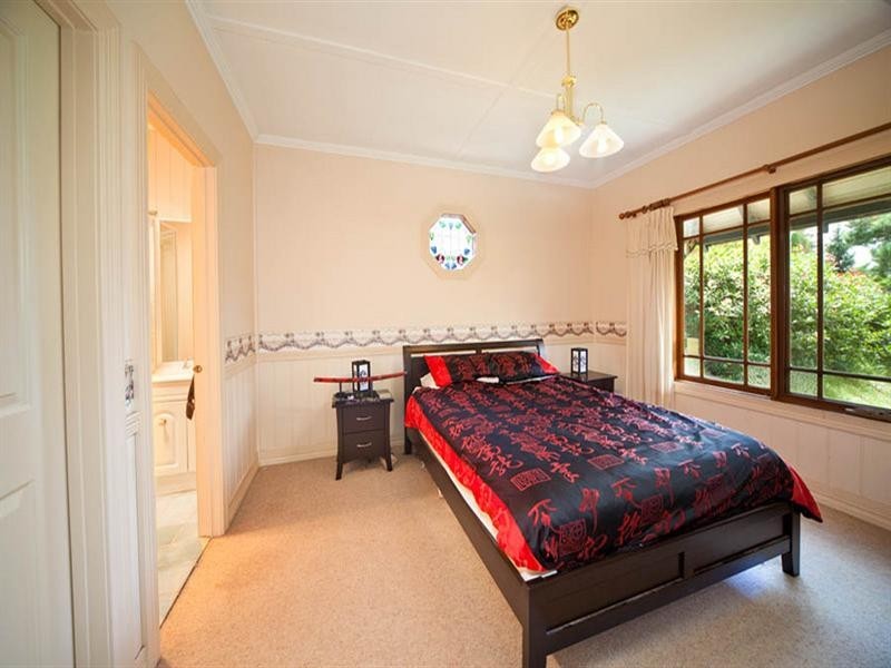 45 Lawson View Parade, Wentworth Falls NSW 2782