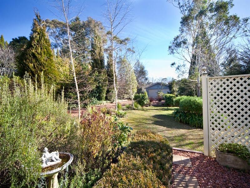 29 Lakeview Avenue, Blackheath NSW 2785