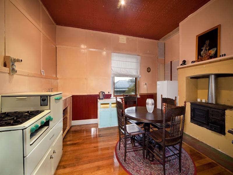 20 Clyde Avenue, Blackheath NSW 2785