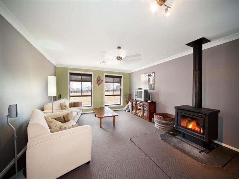 15 River Lett Close, Hartley NSW 2790