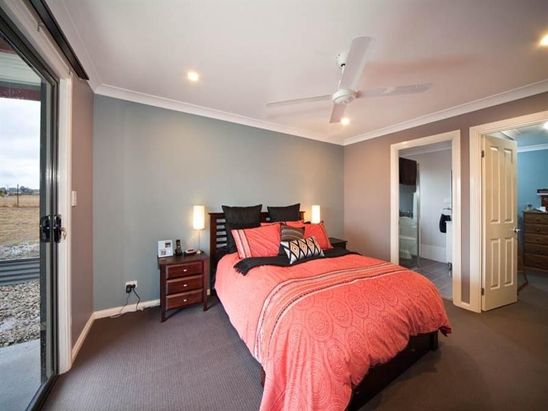 15 River Lett Close, Hartley NSW 2790