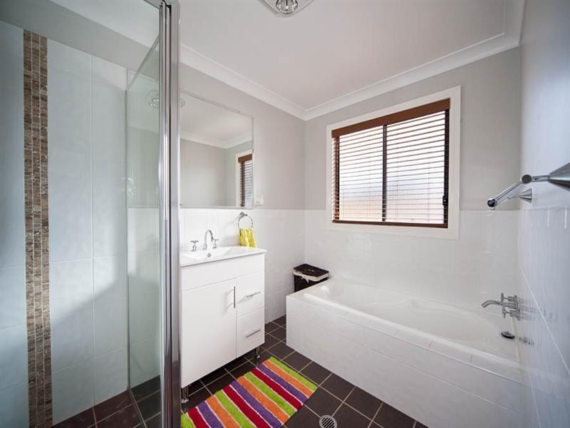 15 River Lett Close, Hartley NSW 2790