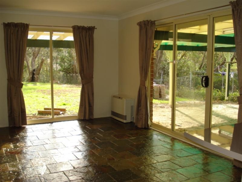 24 Myall Avenue, Leura NSW 2780