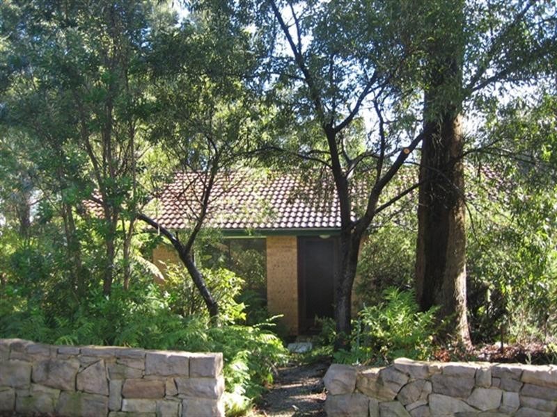 8 Harrison Street, Blackheath NSW 2785